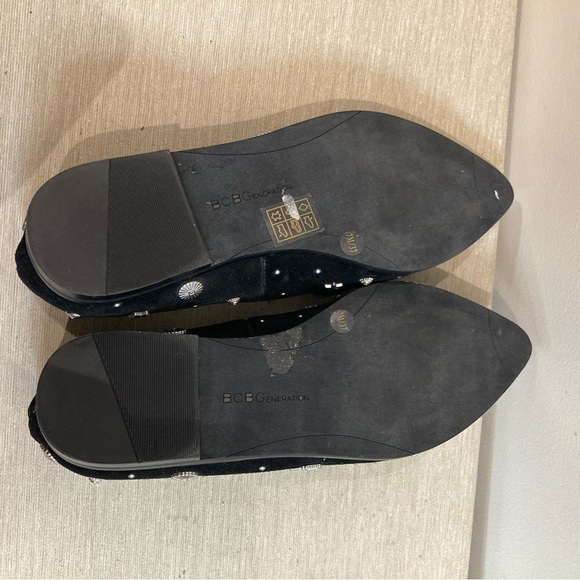 BCBGENERATION Sz 7  Nikkola Slip On Metal Studs Suede Slip On Pointy Toe Shoes - Picture 11 of 16
